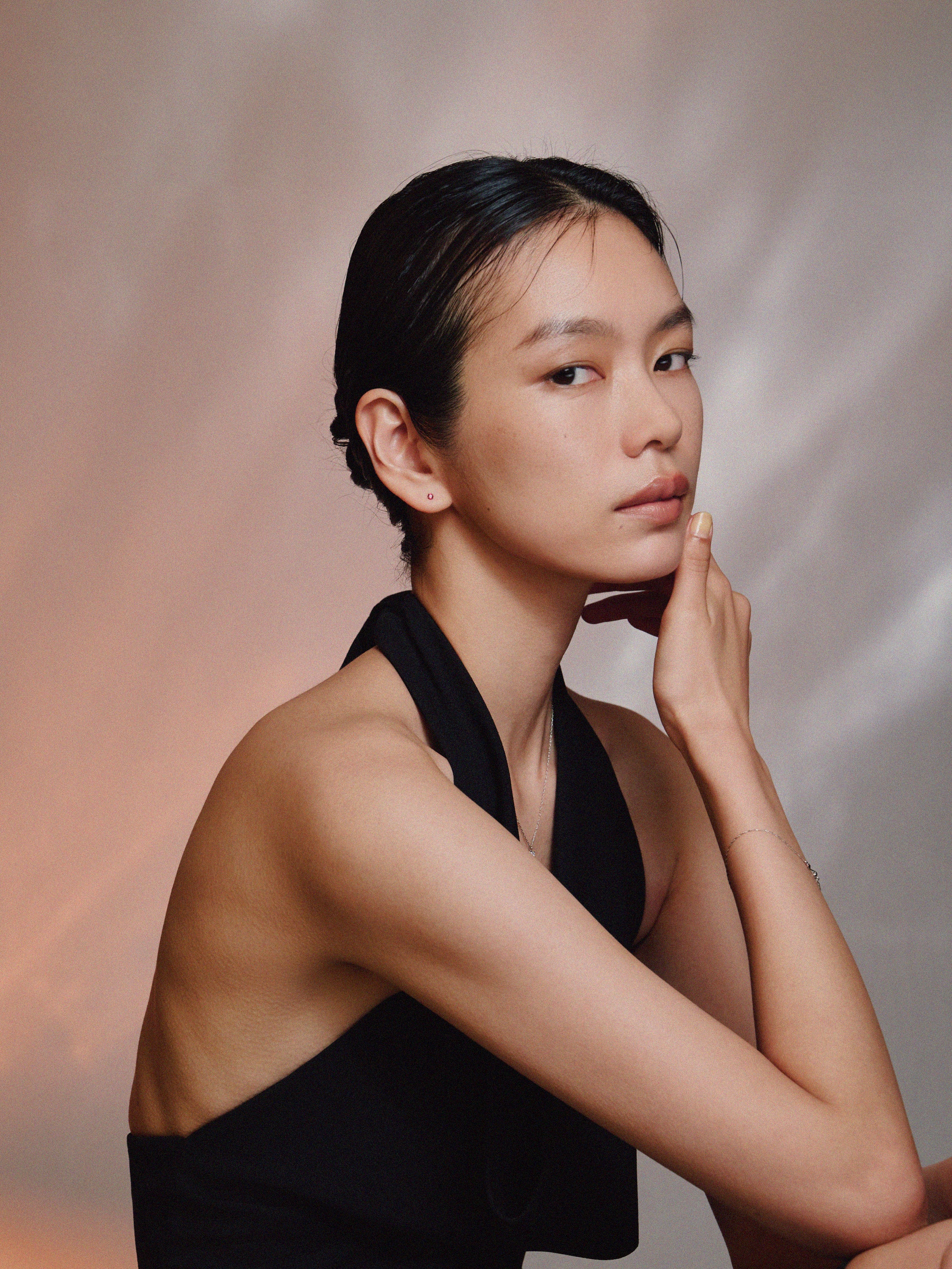 22カラー×2サイズ Preciosa Crystal ワンポイントピアス