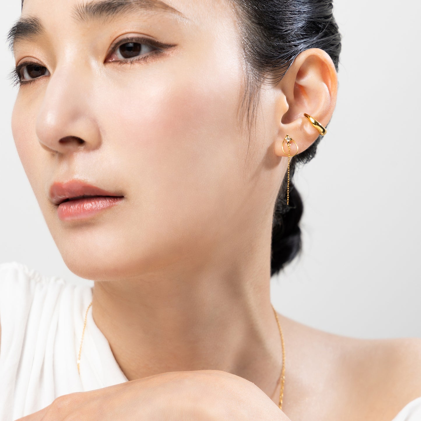 K18post アシンメトリードロップピアス