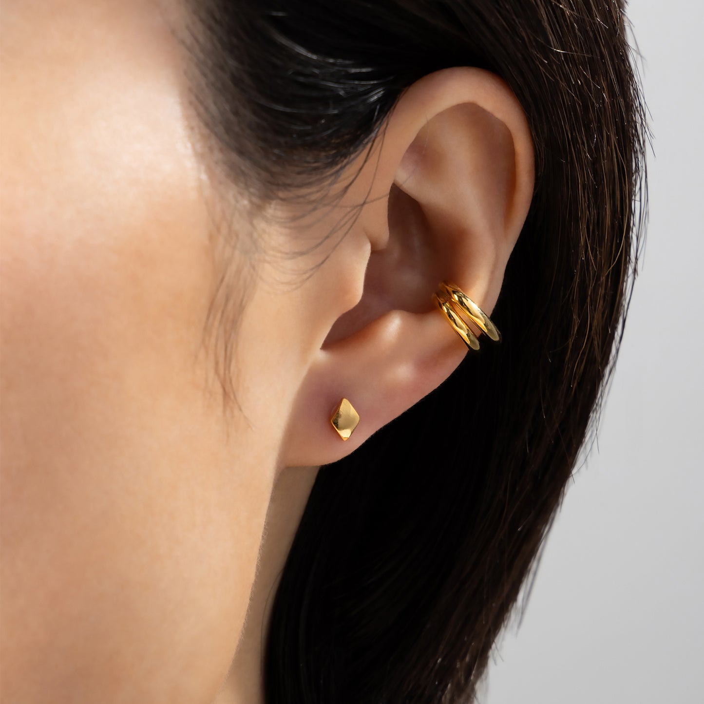 K18post ロンバスピアス