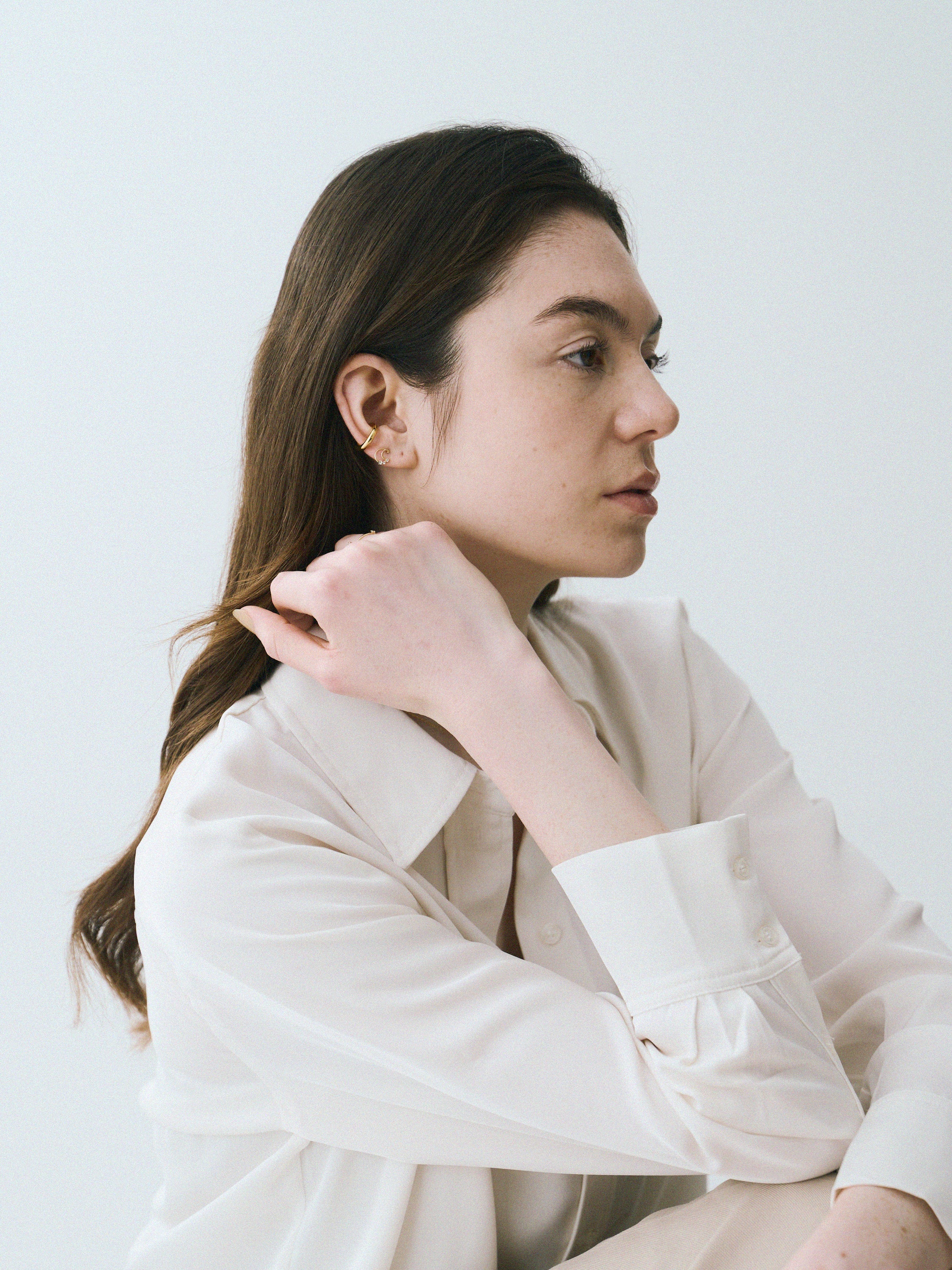 クレセントピアス