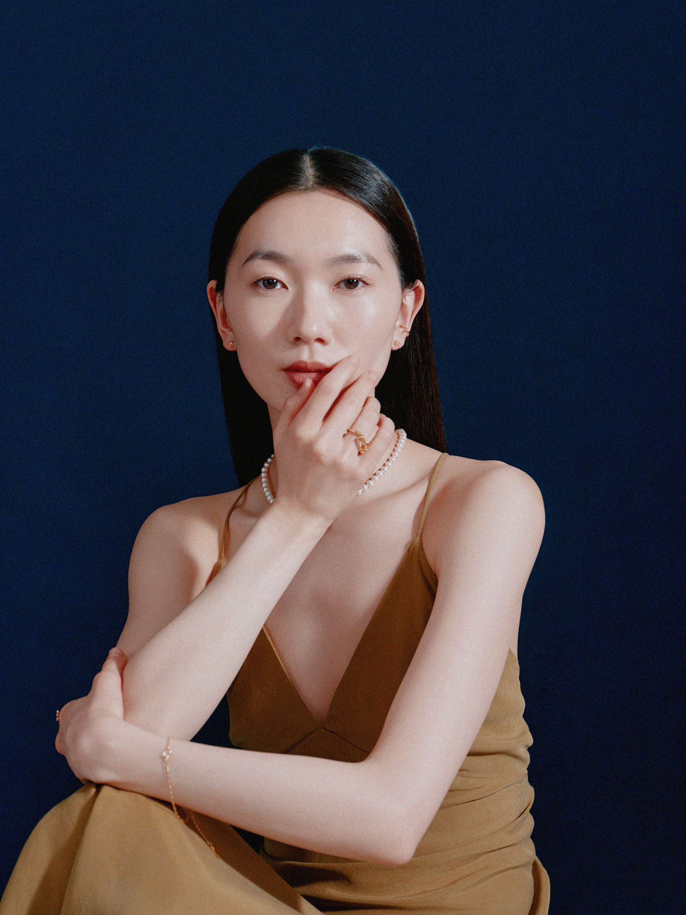 Pt900post スパークルピアス