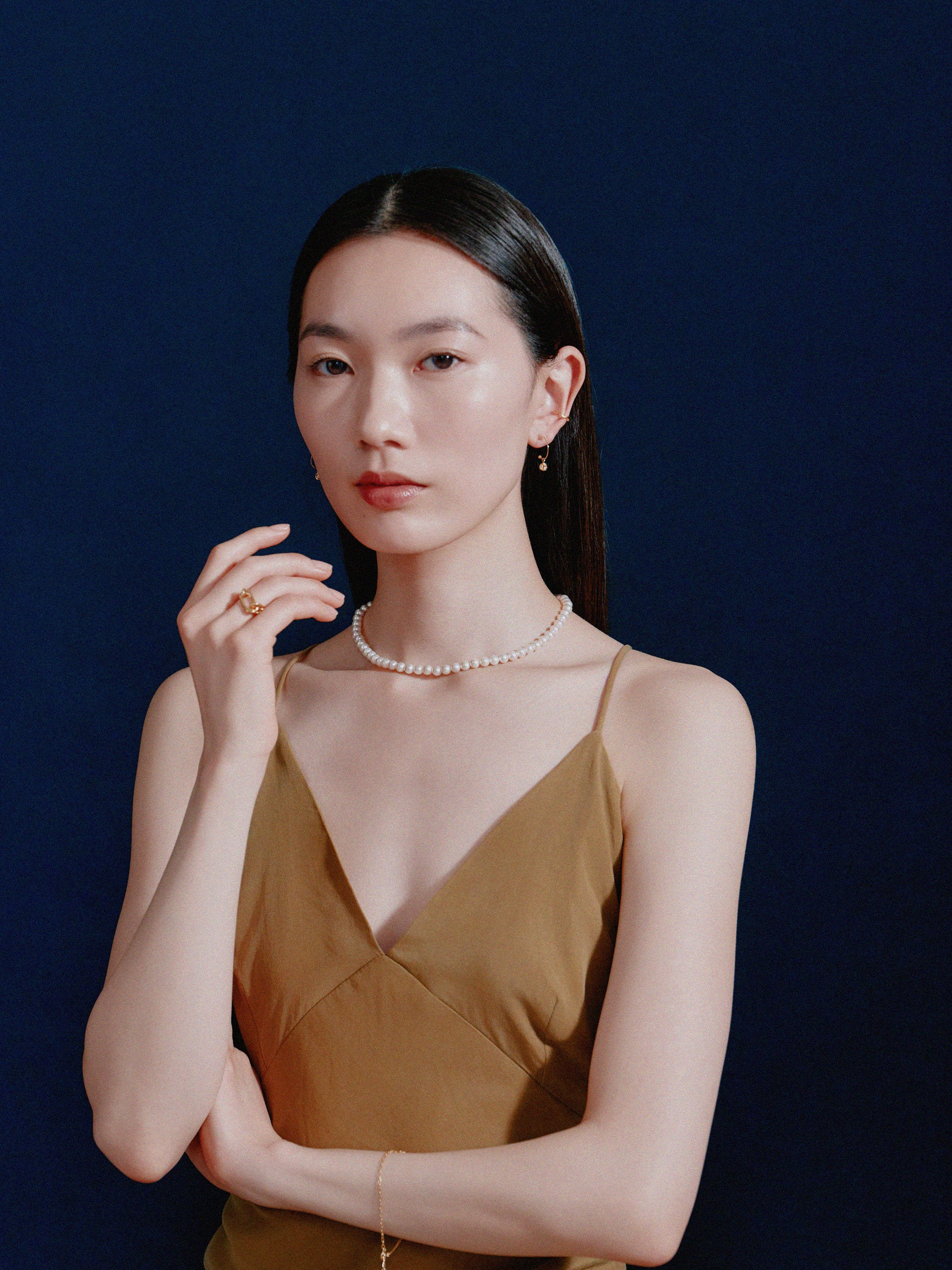 K18post ロンデルボールフープピアス