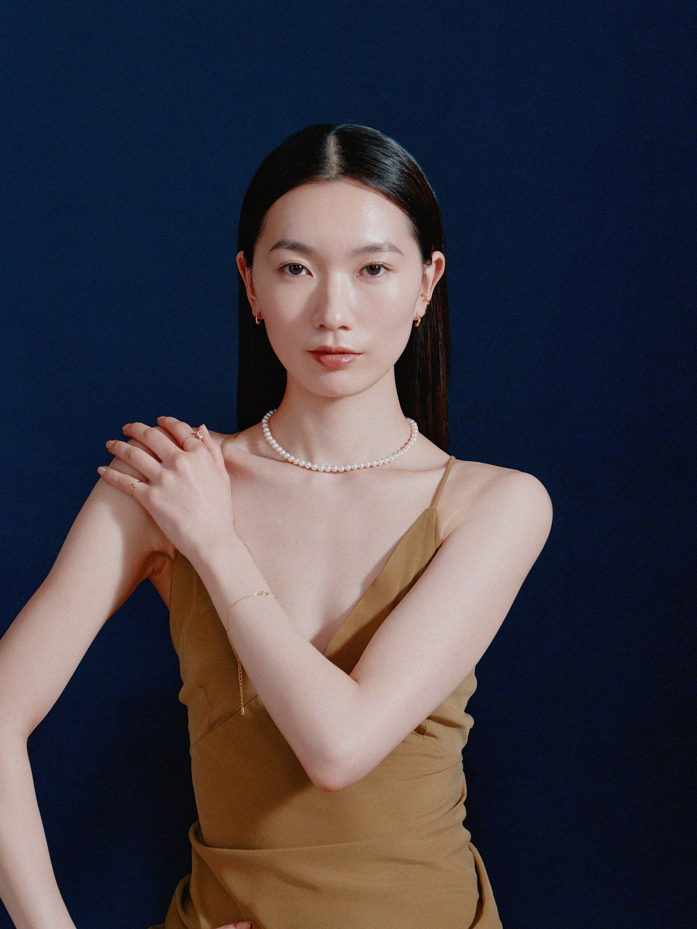 K18post クラフトニュアンスフープピアス