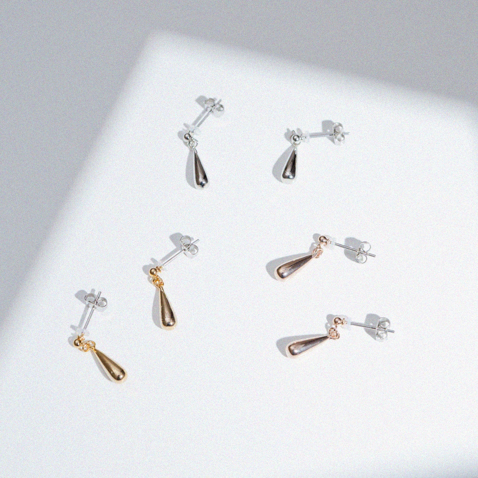 いとうゆ　サージカルステンレスピアス サージカルステンレス316L ドロップスイングピアス | LOKUMI