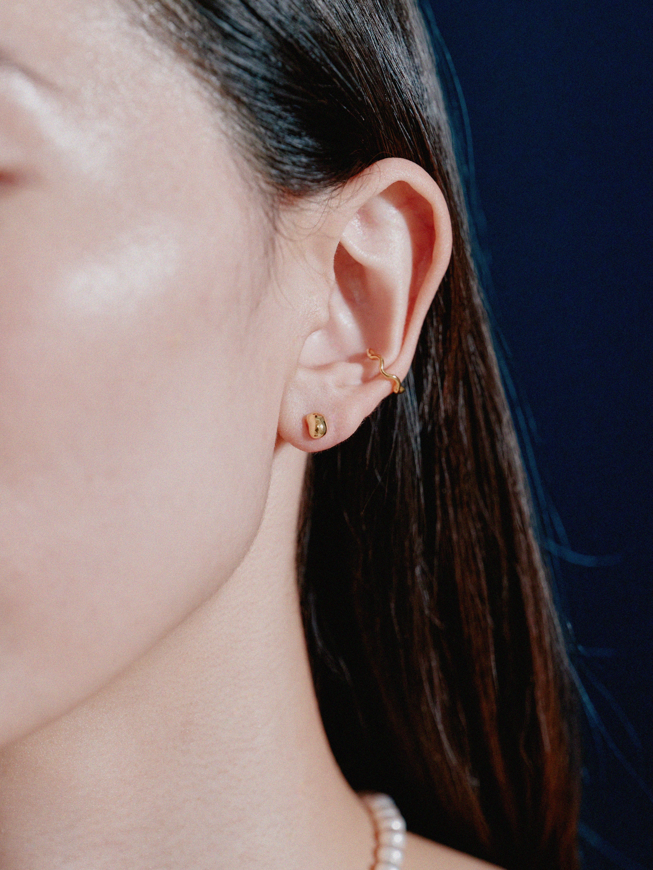 K18post ビーンズピアス