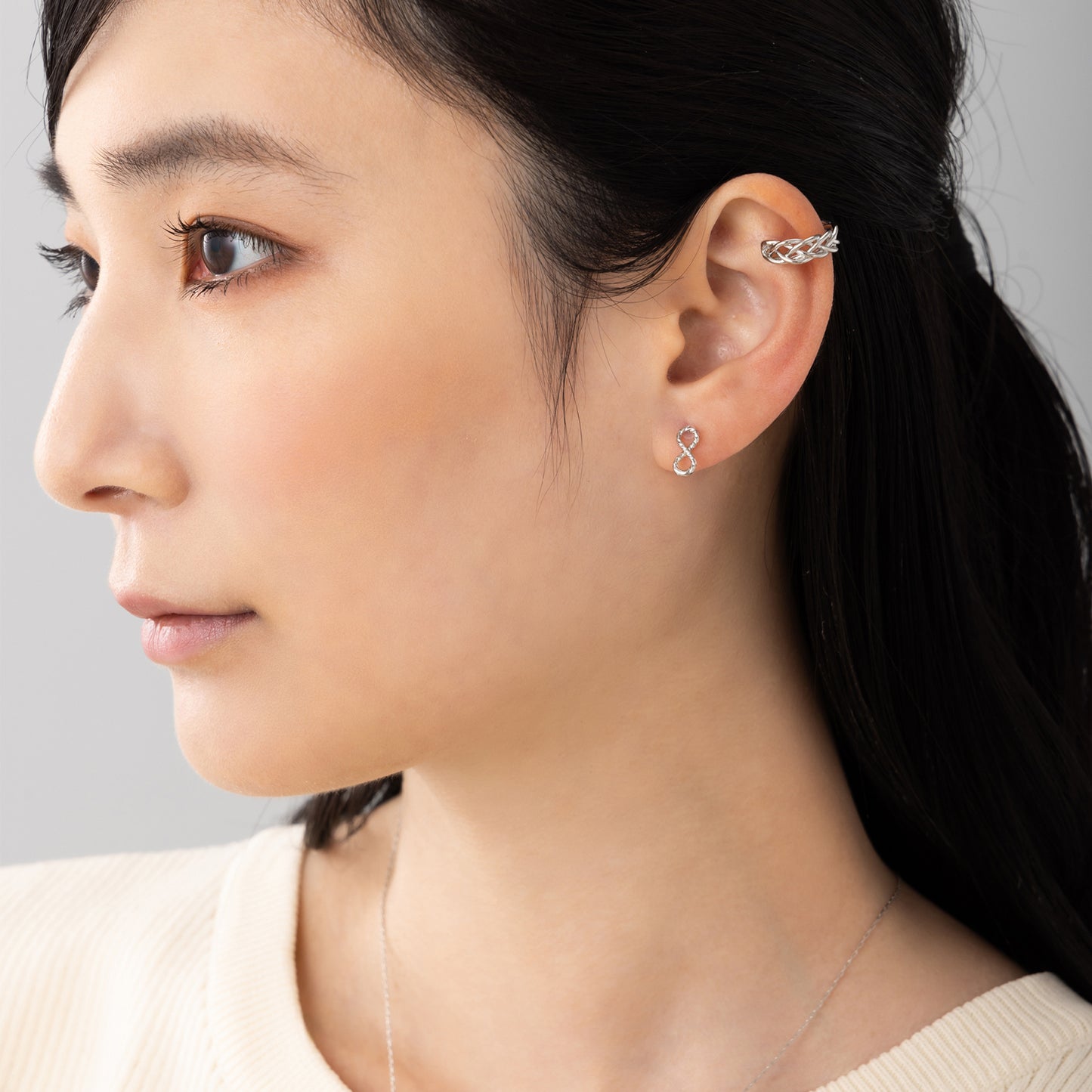 K18post インフィニティピアス