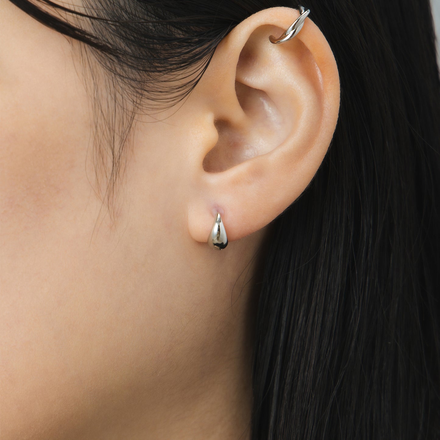 Pt900post ドロップフープピアス スモール