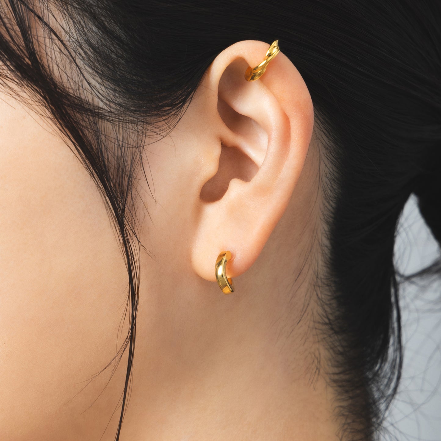 K18post クラフトニュアンスフープピアス