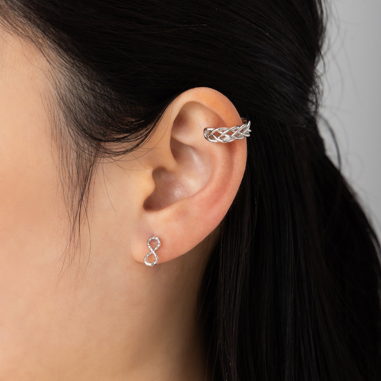 K18post インフィニティピアス