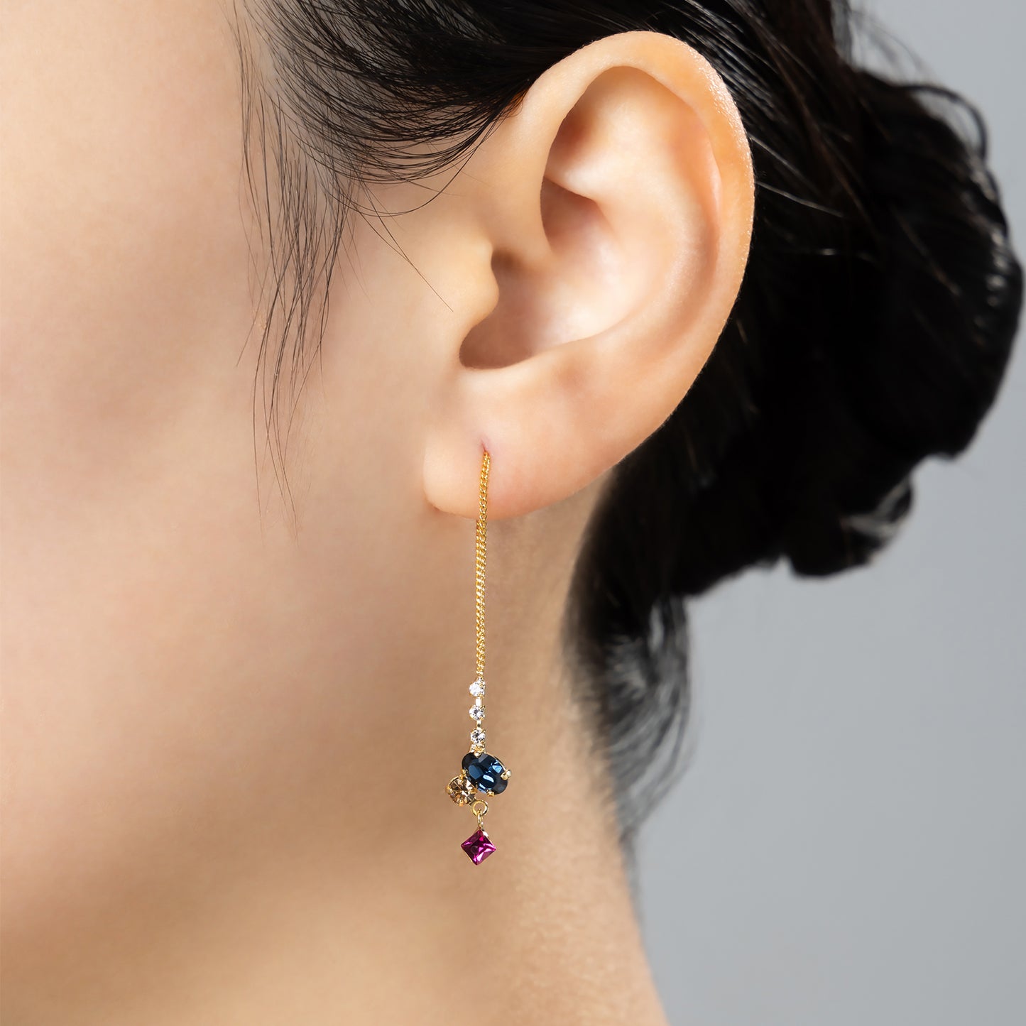 Preciosa Crystal アメリカンピアス