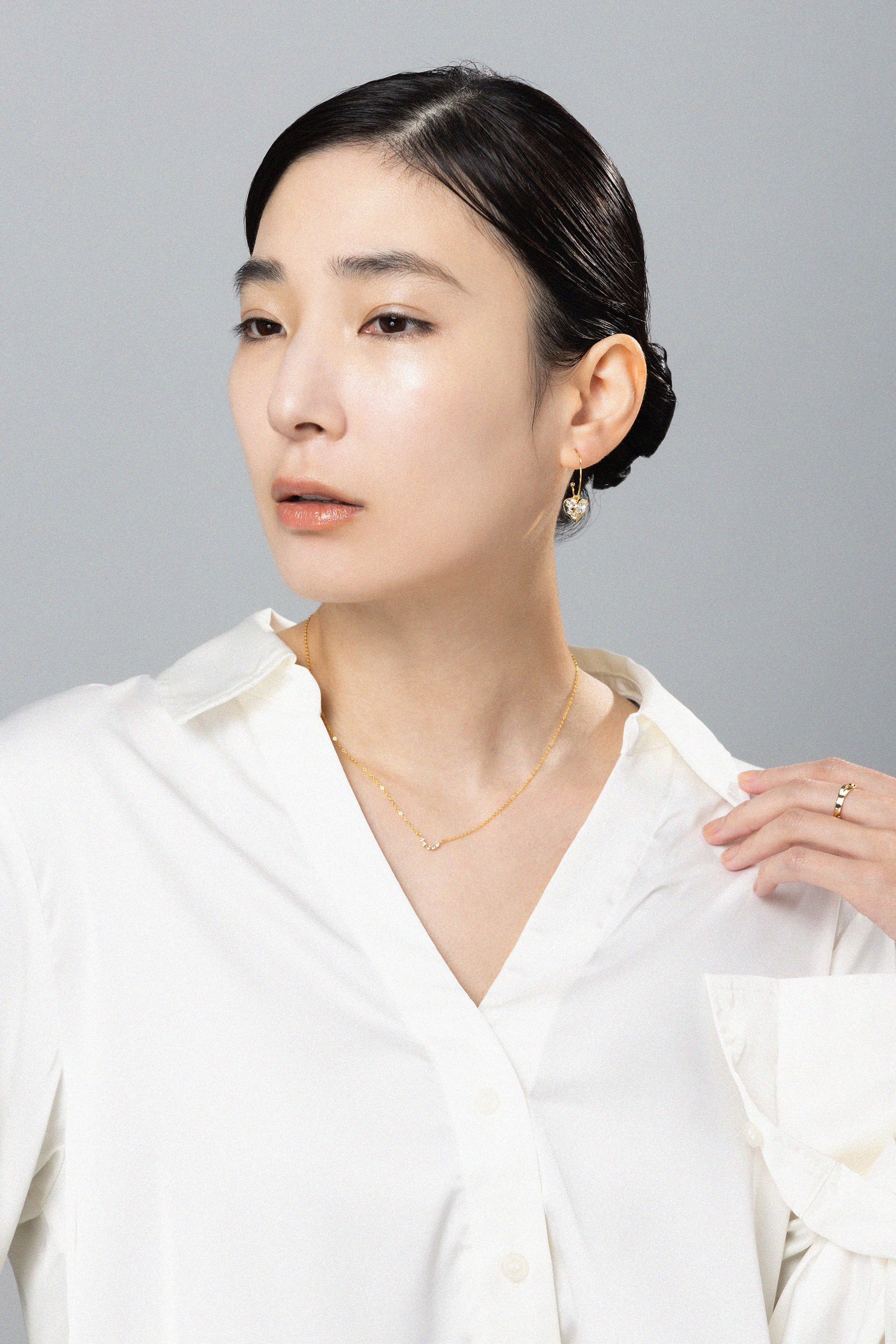 Preciosa Crystal ハートフープピアス