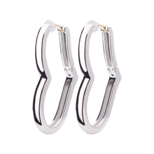 K18post   ハートシルエットフープピアス