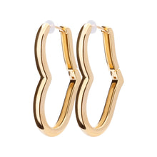 K18post   ハートシルエットフープピアス