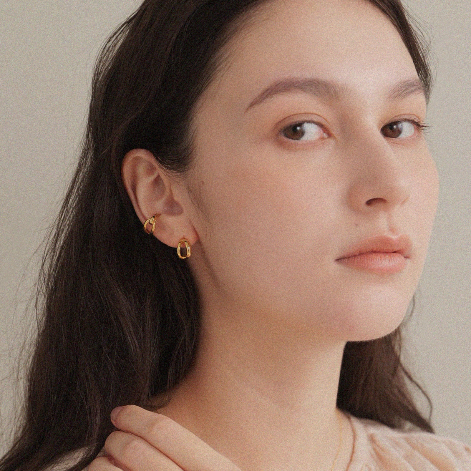 K18post フォークドピアス ミディアム