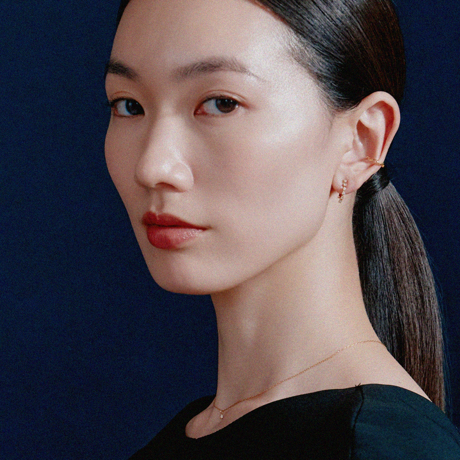 ラインストーンイヤリング