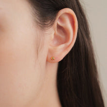 K18post プチスターピアス