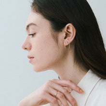 ラインストーンバックキャッチピアス