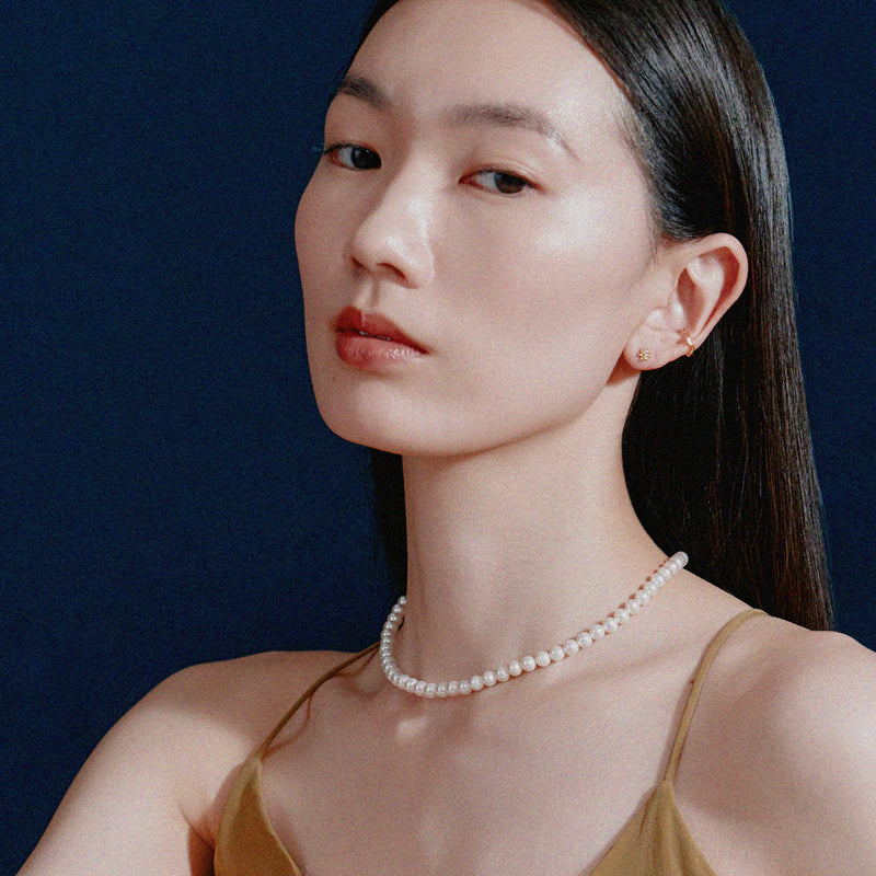 K18post スパークルピアス