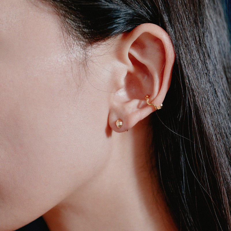 K18post ポリゴンピアス