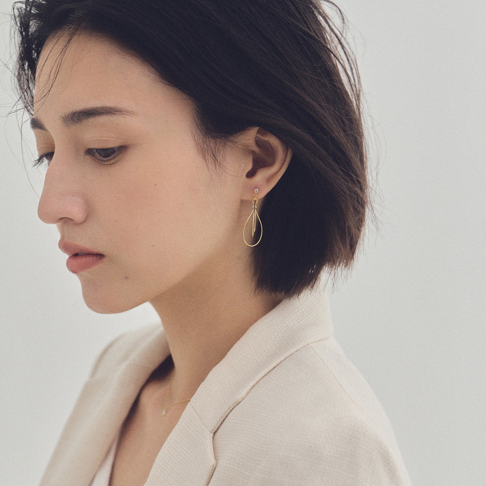 Pt900post ドロップフレームピアス