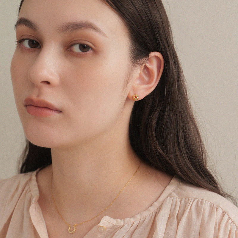 Pt900post アンティークライクピアス