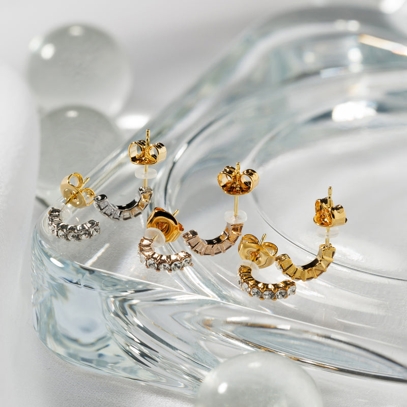 K18post ハーフラウンドパヴェピアス