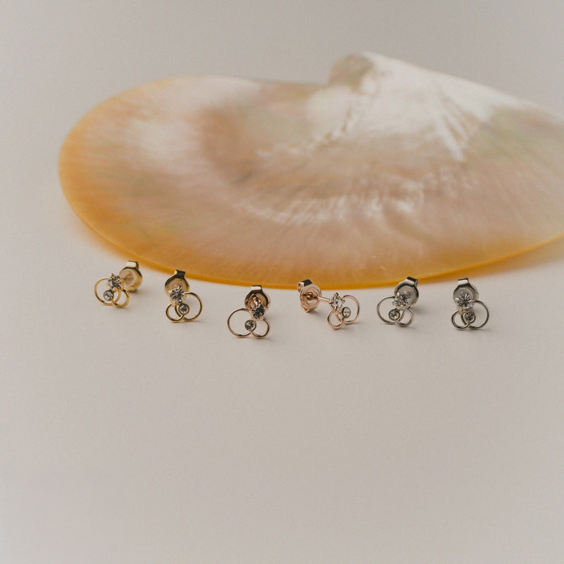サークル＆ビジューピアス