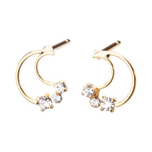 クレセントピアス