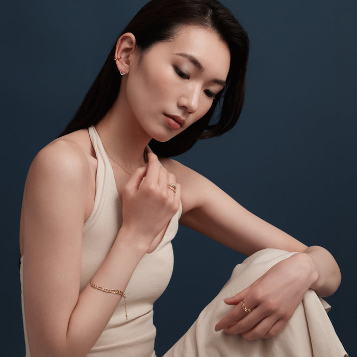 クレセントピアス