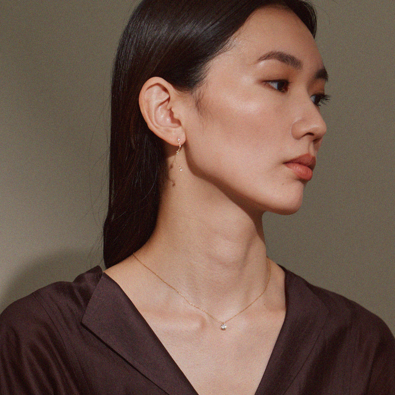 ウェイビーアシンメトリーピアス