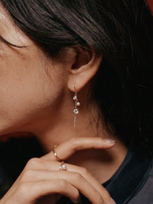 キュービックチェーンピアス