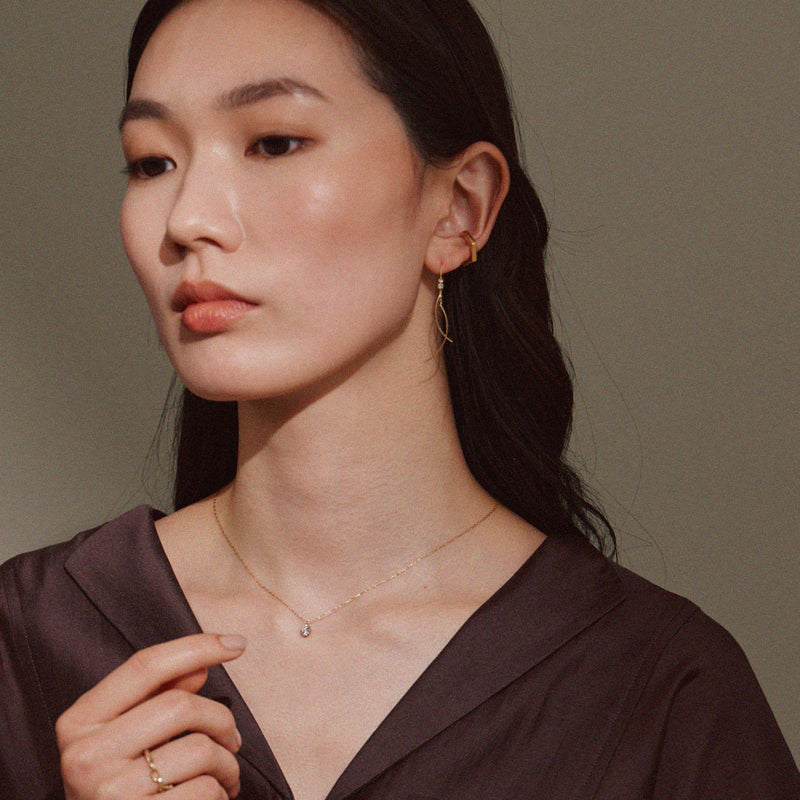 セミサークルフックピアス