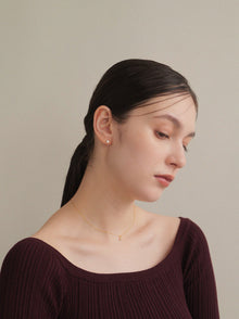 Pt900post キュービックピアス 4サイズ