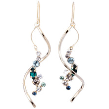 Preciosa Crystals アシンメトリーフックピアス