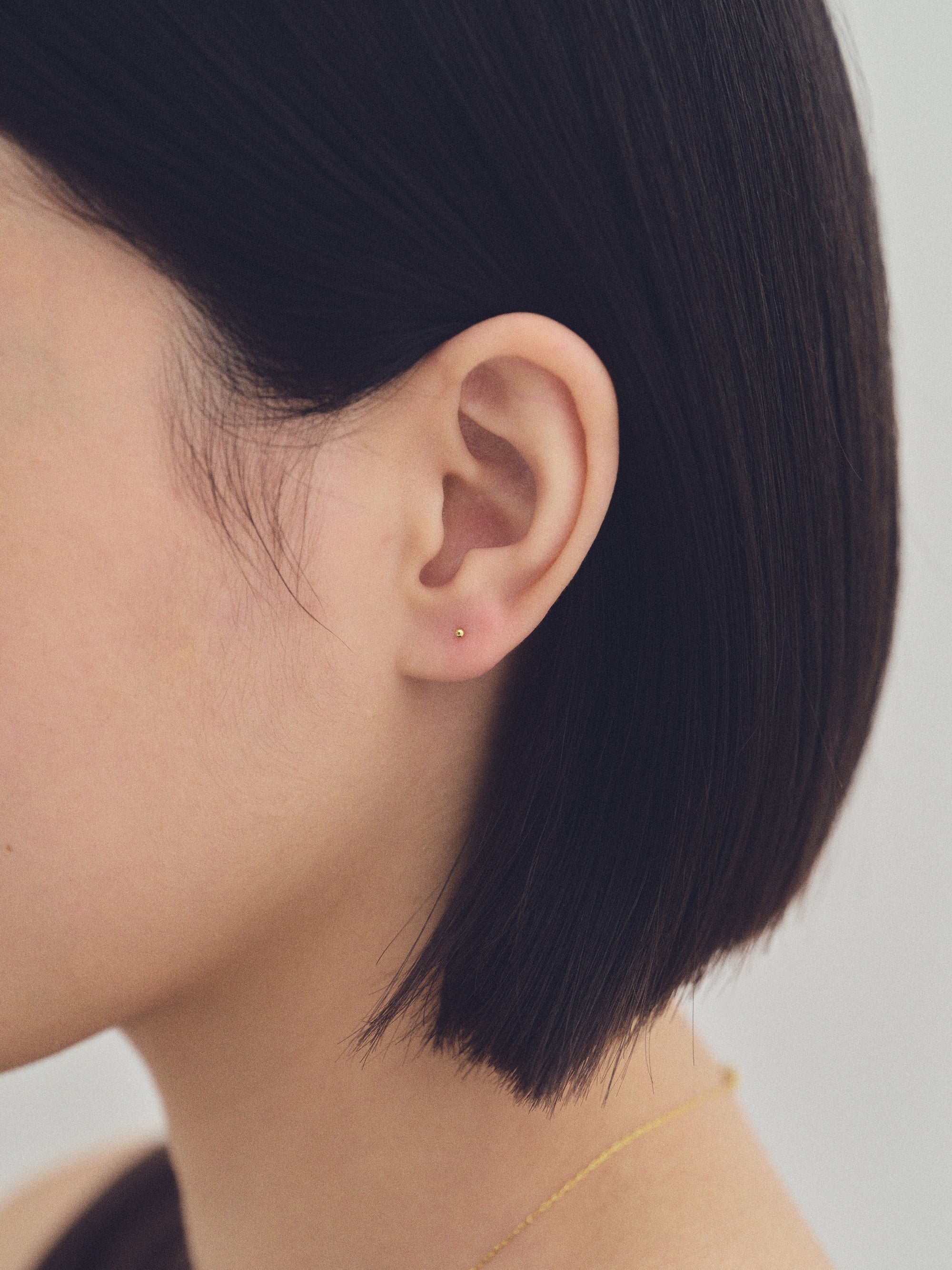 Pt900post シンプルボールピアス 5サイズ