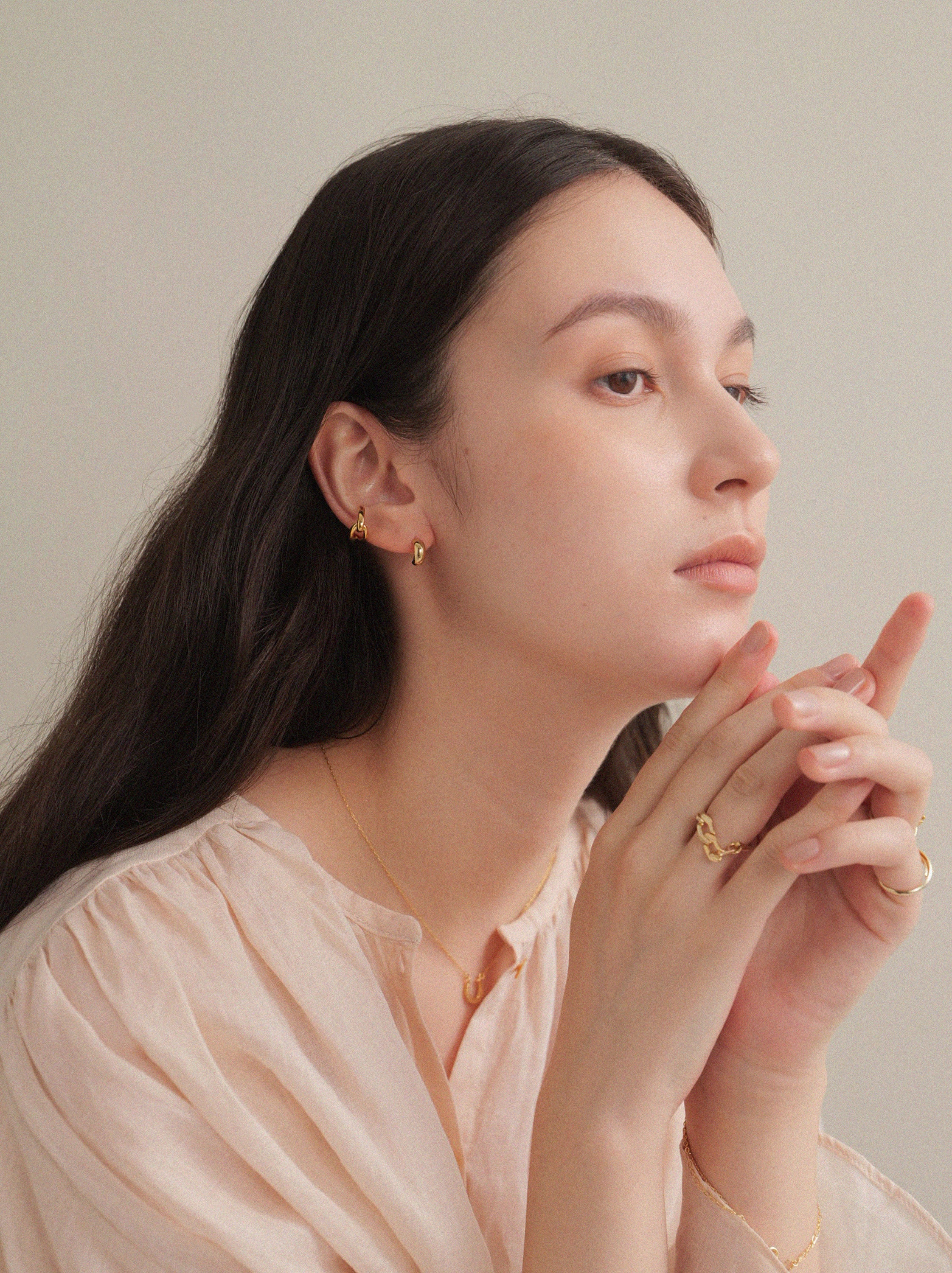 Pt900post ハーフラウンドピアス