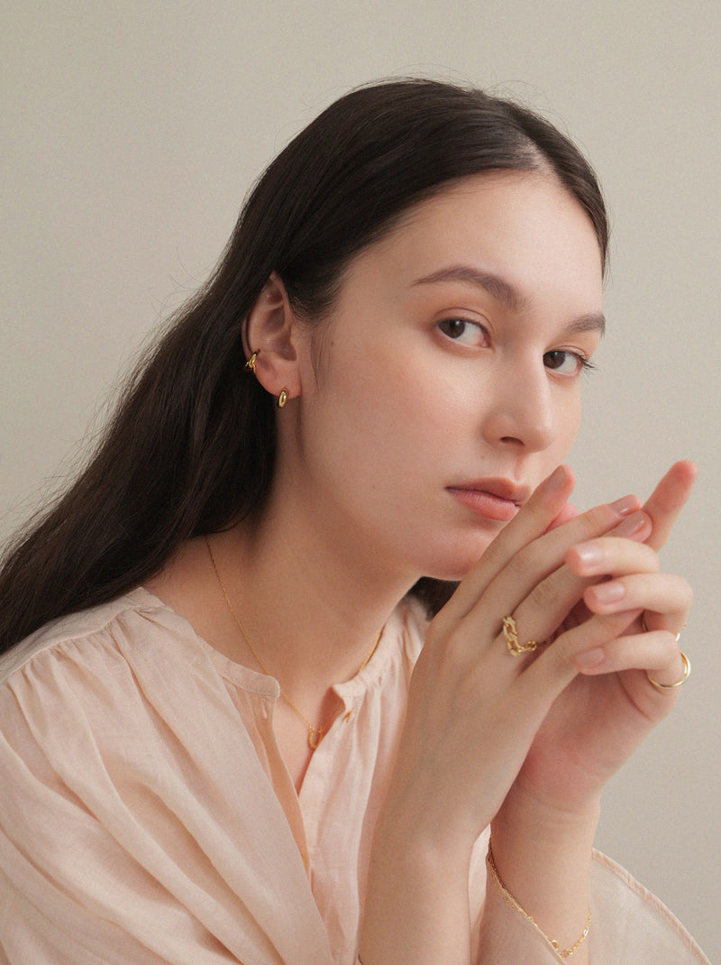 K18post ハーフラウンドピアス