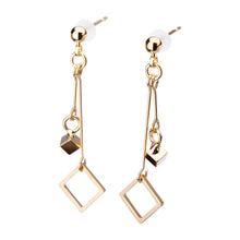 K18post スクエア＆キューブピアス