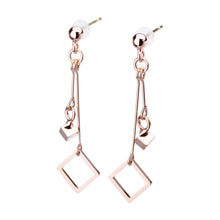 K18post スクエア＆キューブピアス