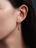 K18post フラットロングピアス