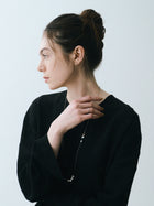 Pt900post ハーフラウンドパヴェピアス