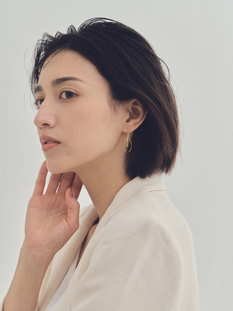 K18post ドロップフレームピアス