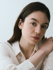 K18post スクエアフープピアス