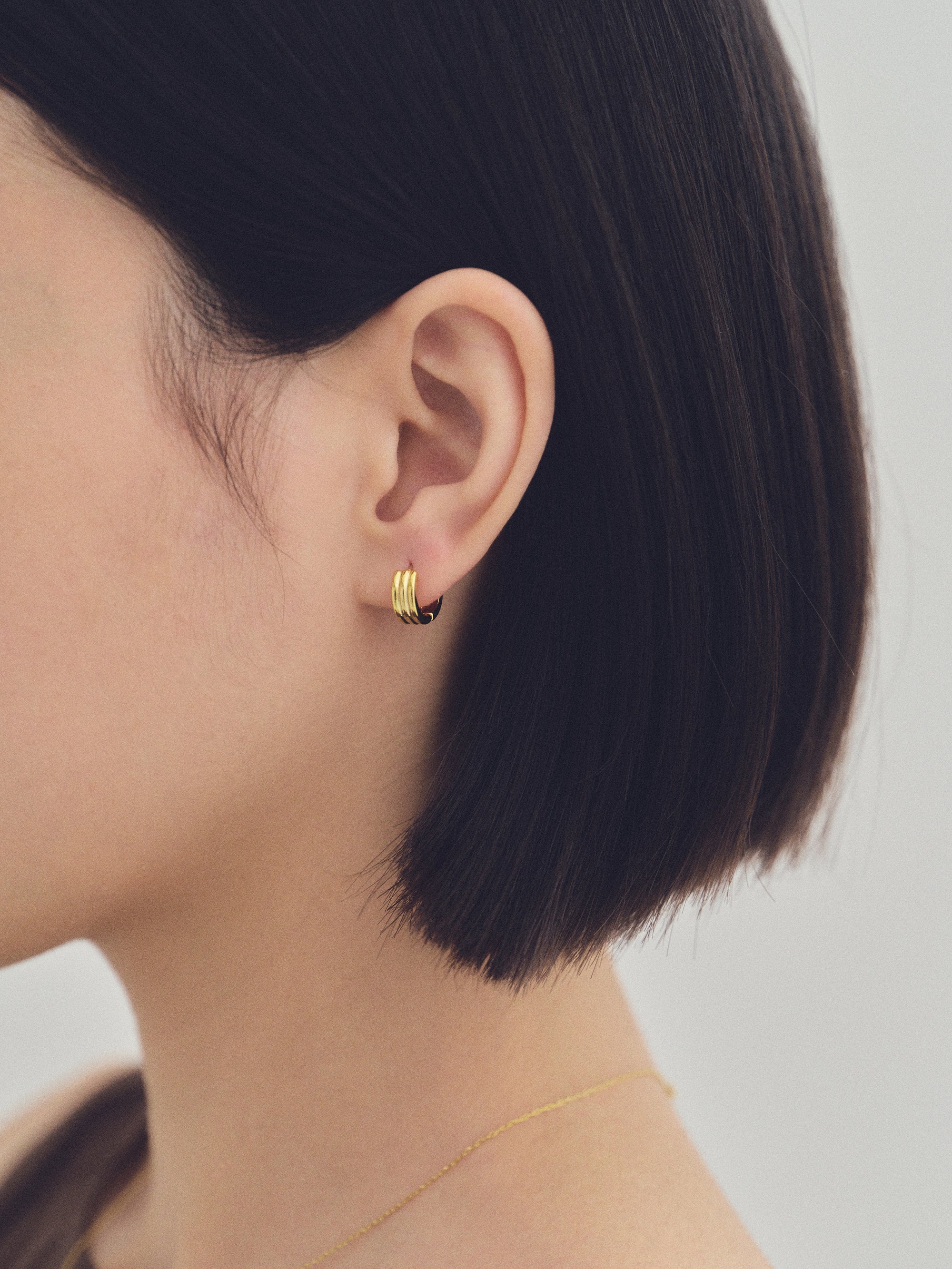 K18post テクスチャーフープピアス