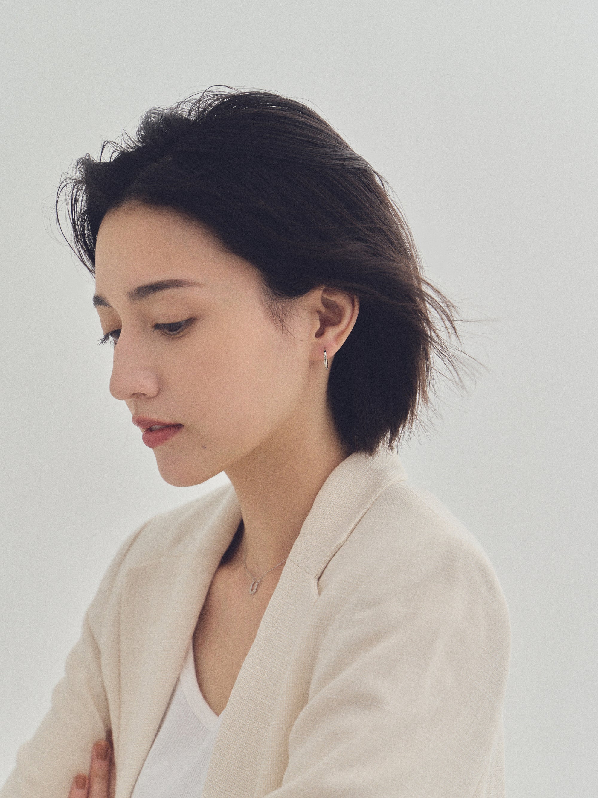 K18post カッティングフープピアス