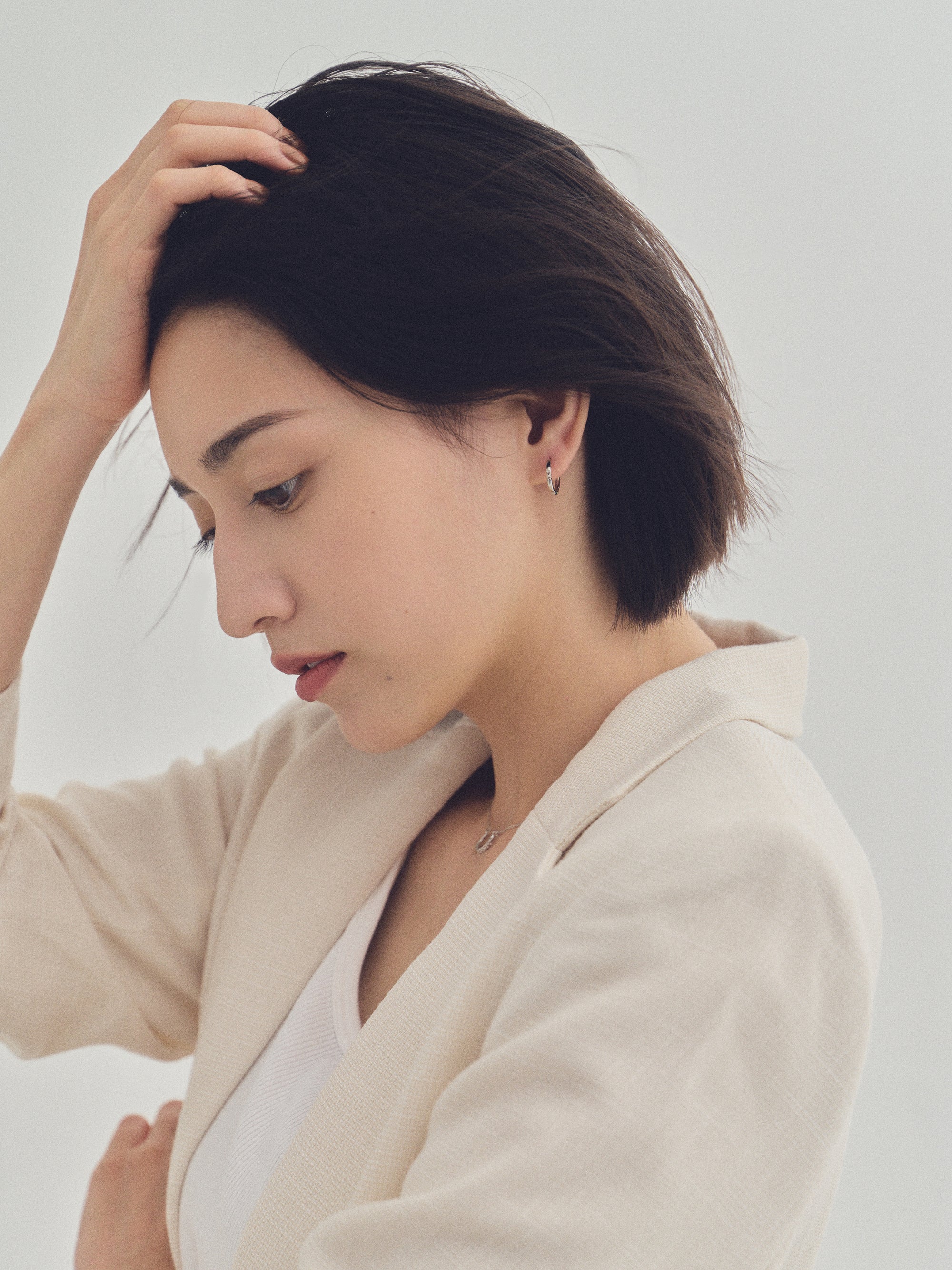 K18post カッティングフープピアス