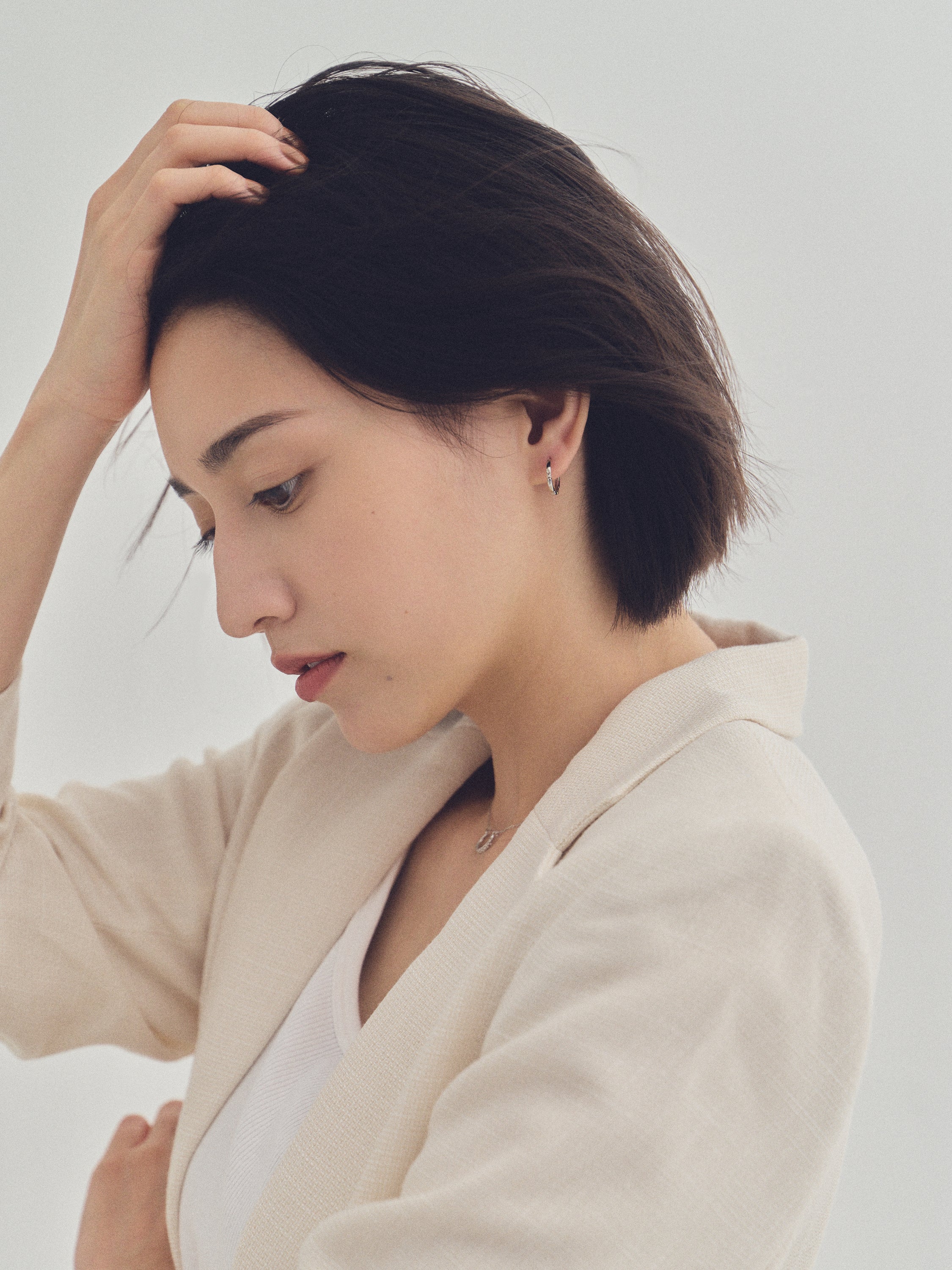 K18post カッティングフープピアス