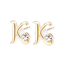 K18post イニシャルピアス