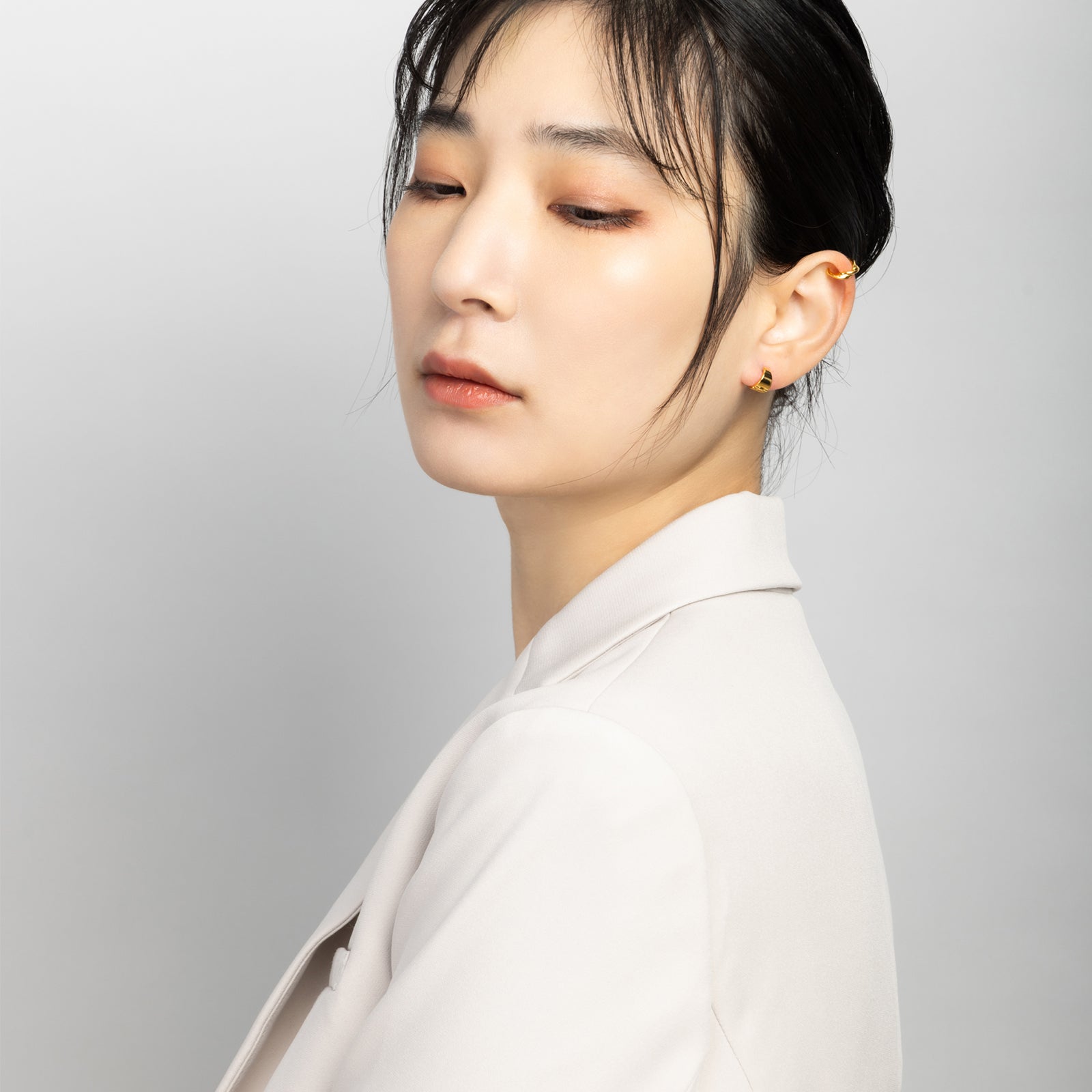 K18post ドロップラウンドフープピアス