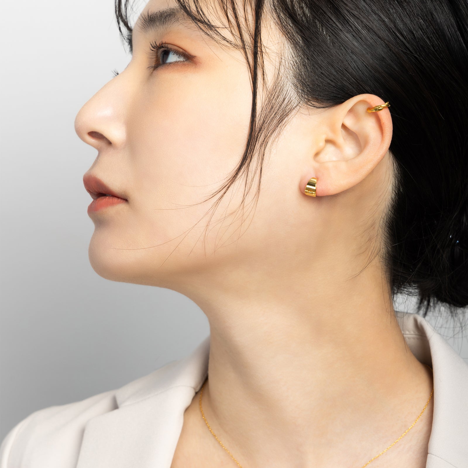 K18post ドロップラウンドフープピアス